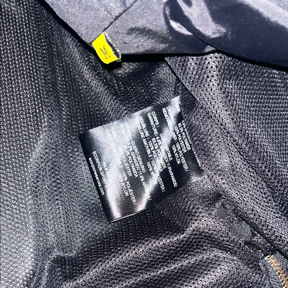 Scorpion exo get stung Women's Black Leather Jacket - Picture 7 of 9